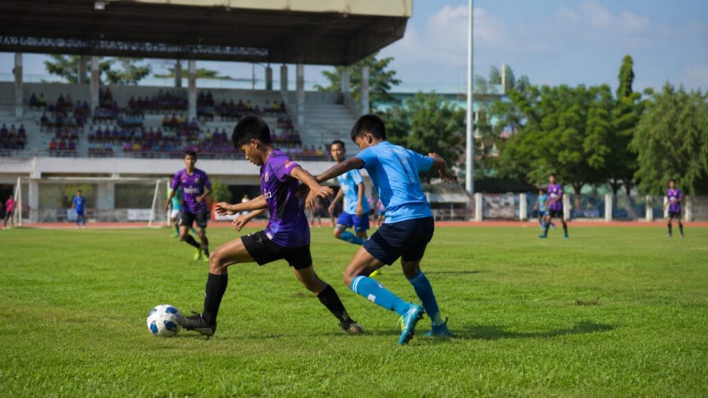 Футбольный турнир Coke Cup U17 2026 в Канчанабури: юные игроки на поле зонального отбора