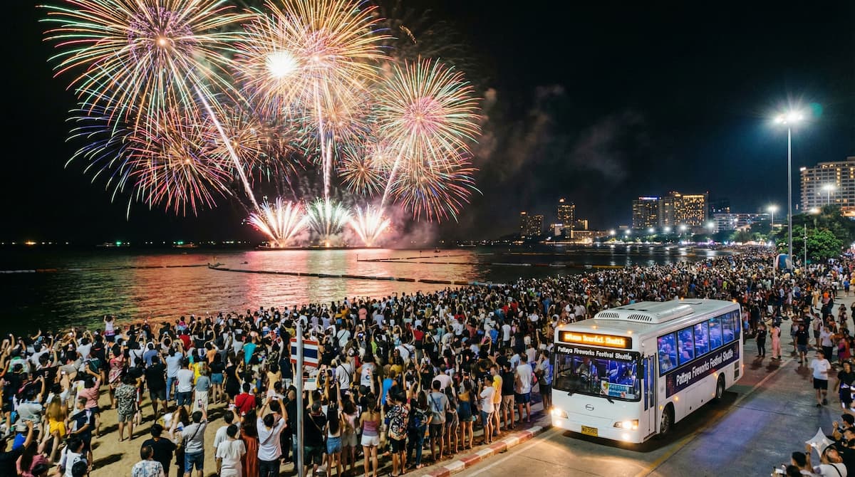 Паттайя: 16 парковок и транспорт к фестивалю фейерверков